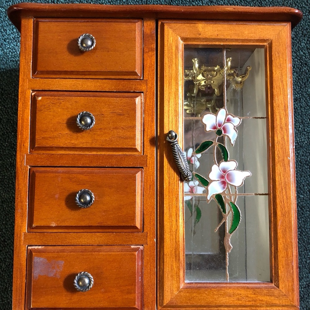 Vintage Jewelry Holder/Organizer